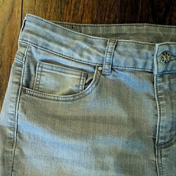 EUC Claudie Pierlot 38 Light Grey Stretch Skinny Jeans - Picture 2 of 9